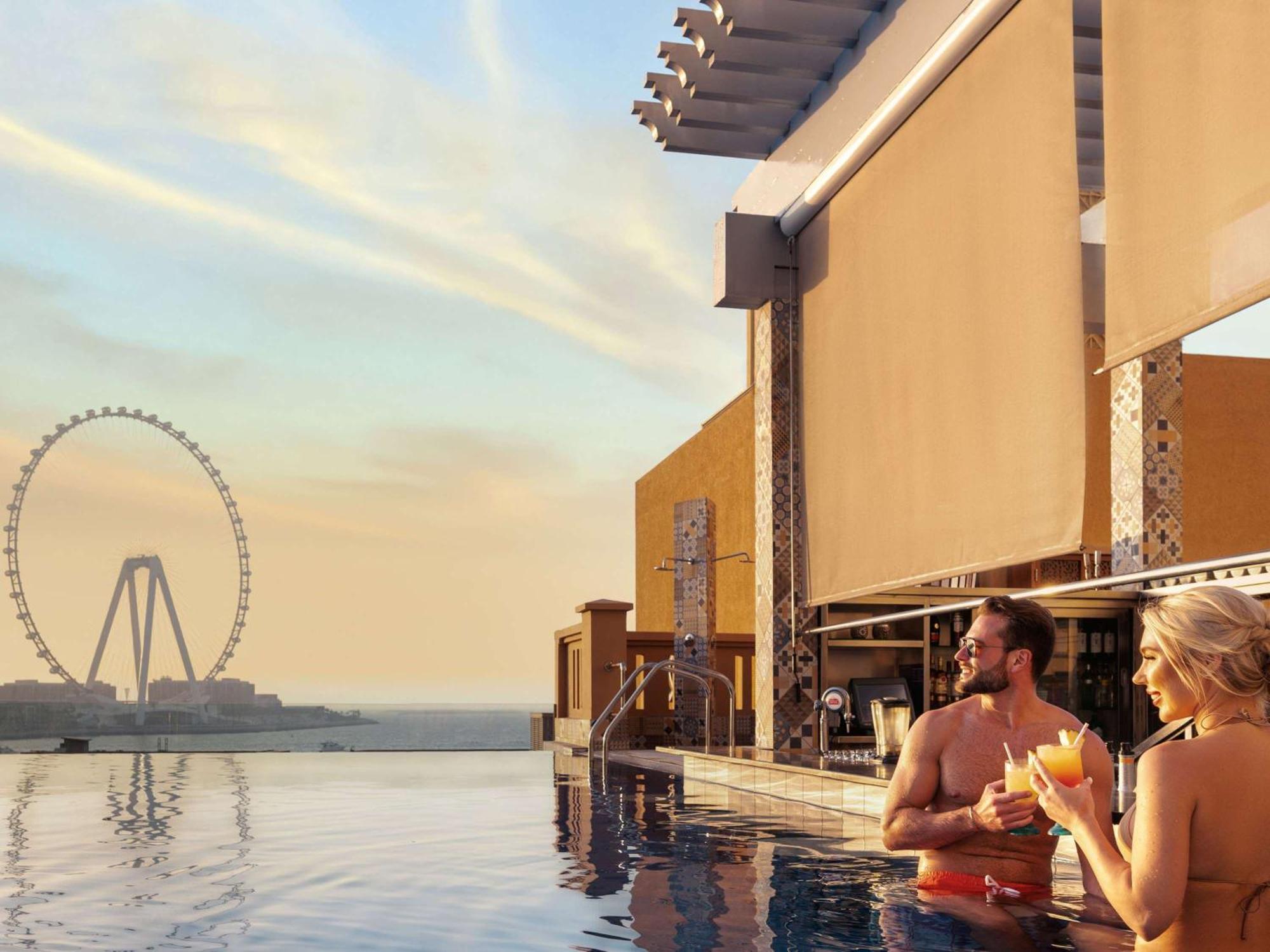 Отель Sofitel Dubai Jumeirah Beach Экстерьер фото